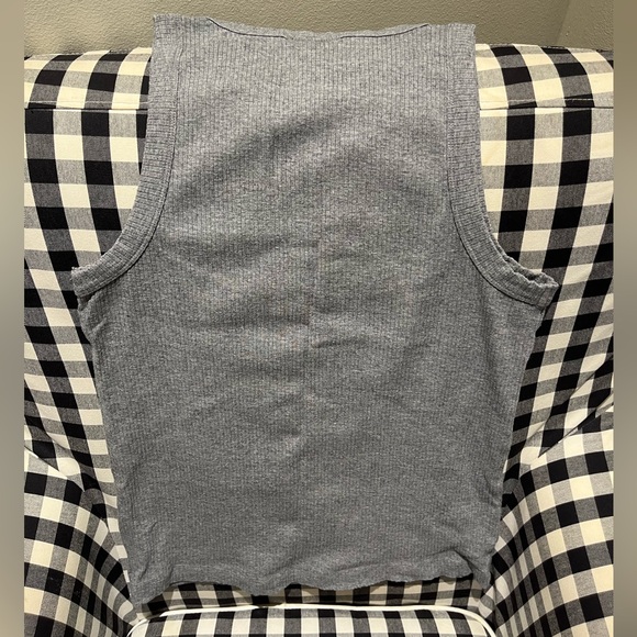 Frank and Oak Sleeveless Top - Picture 2 of 4